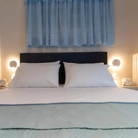 Acapulco Marinos Apartments- Adults Only