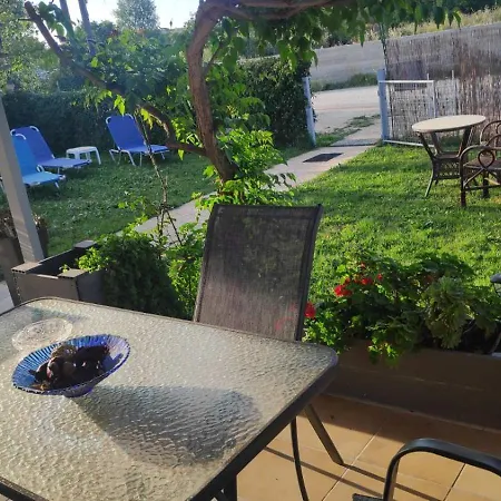 Holiday home Olive *