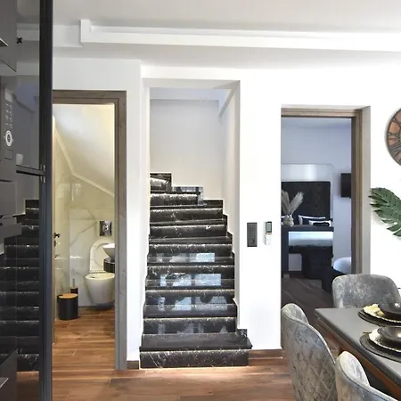 Mamica Luxury *