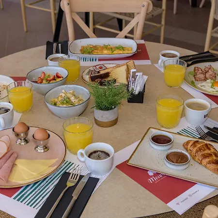 Apartment Mouria &