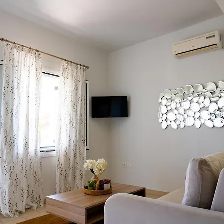Tesys And Appartement Laganas