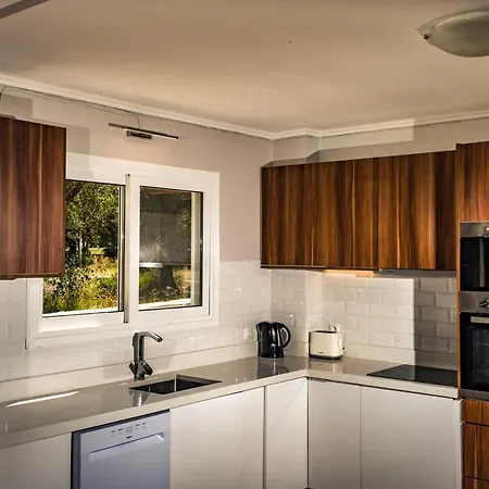 Charming In Agrilia With Private Pool * Laganas