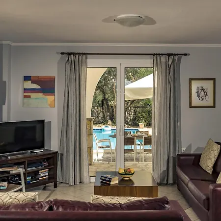 Charming In Agrilia With Private Pool Laganas