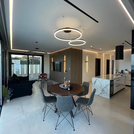 Poseidon Hotel