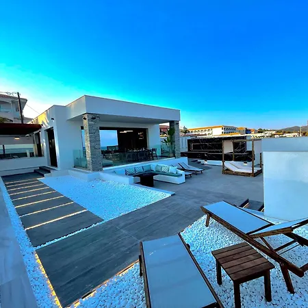Poseidon Hotel 3*