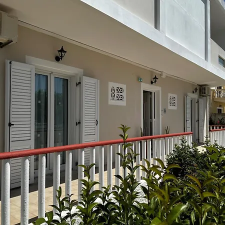 Apartment J & N