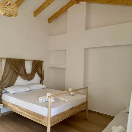 Nikludin & Holiday home
