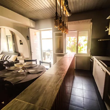 Holiday home Casa Katina , In Lagana, Agrilia Area