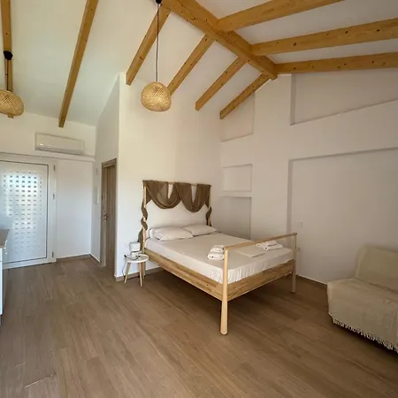 Nikludin & Holiday home