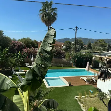 Holiday home Nikludin & *