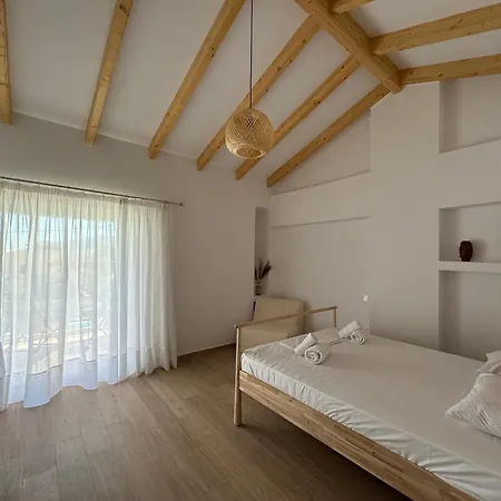 Nikludin & Holiday home *