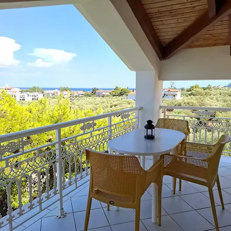 Aparthotel Sunflower & 3*