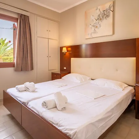 Rose Club Aparthotel