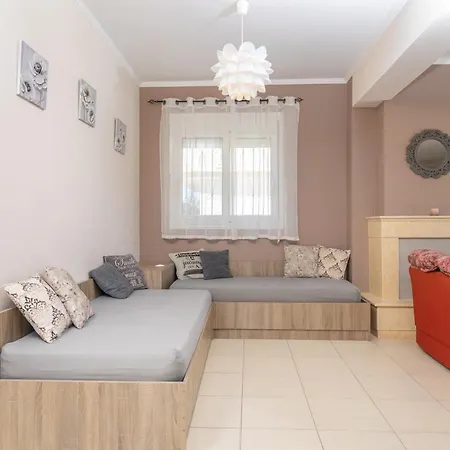 Holiday home Dennis And Tanya Laganas