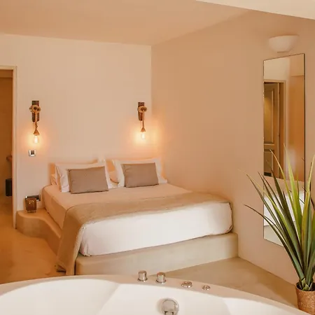 Gloria Maris And Hotel Laganas