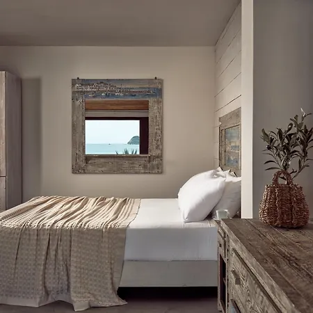 Hotel Gloria Maris And