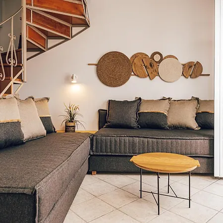Spiros Family Apts Apartment *