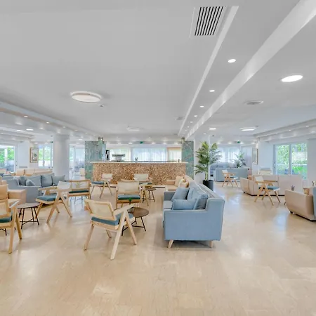 Poseidon Hotel 3*