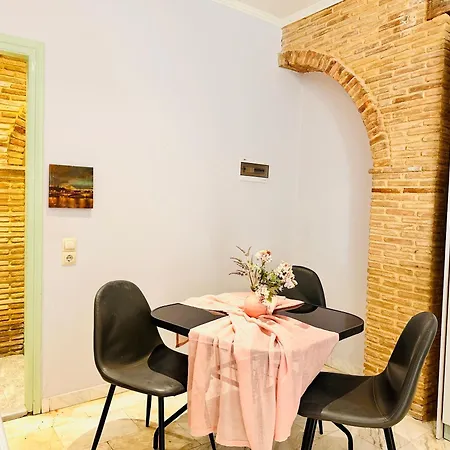 Apartment Dolce - Spacious Renovated With Unique Decor Perfect For 4 In Ideal For Fun And Relaxation Laganas