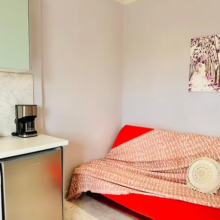 Dolce - Spacious Renovated With Unique Decor Perfect For 4 In Ideal For Fun And Relaxation * Laganas