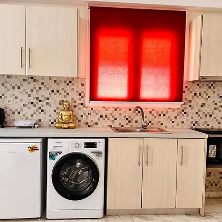 Apartment Dolce - Spacious Renovated With Unique Decor Perfect For 4 In Ideal For Fun And Relaxation *