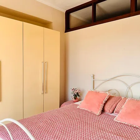Dolce - Spacious Renovated With Unique Decor Perfect For 4 In Ideal For Fun And Relaxation
