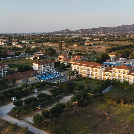 Aparthotel Village & Family
