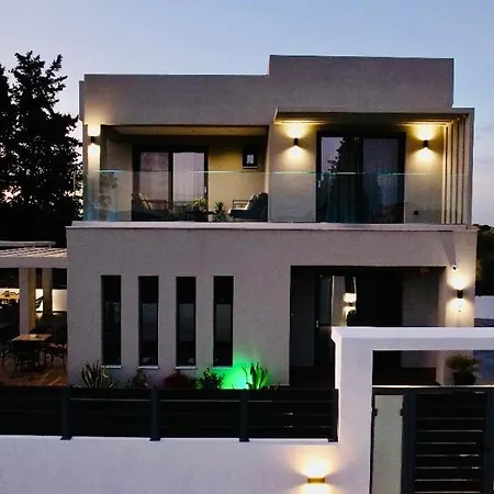 Mamica Luxury Villa