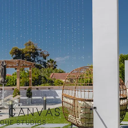 White Canvas Boutique Bed & Breakfast