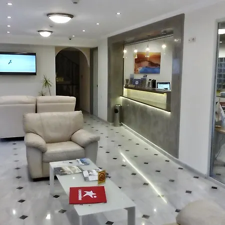 Denise Hotel