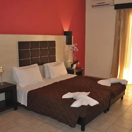 Garden Palace Hotel 4*