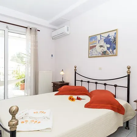 Apartment Nest Laganas