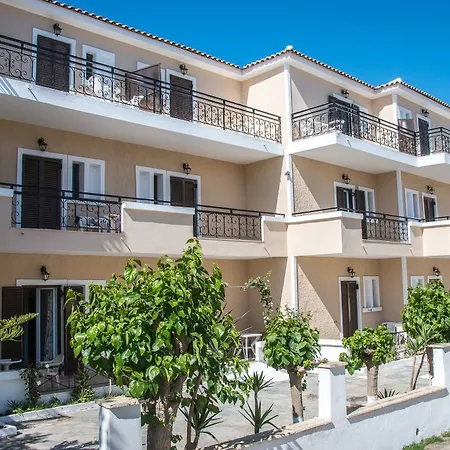Zante Plaza & Aparthotel 3*