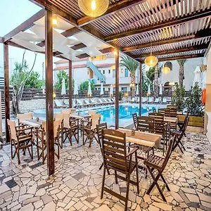 Natalie Aparthotel