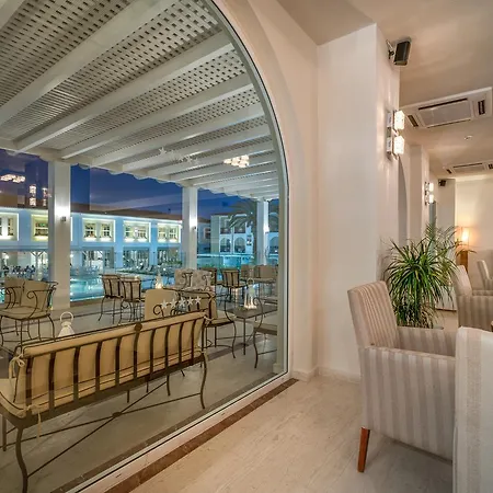 Zante Park & Bw Premier Collection Hotel Laganas