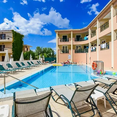 Timos Hotel 2*