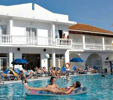 Mariana Hotel