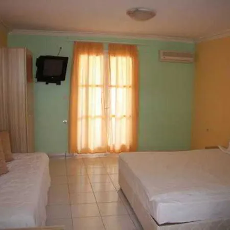 Aparthotel Tereza 3*
