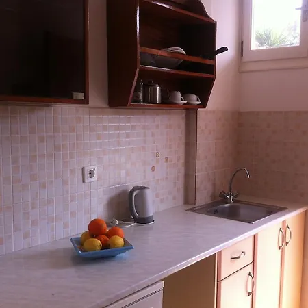 Aparthotel Dionysos 2*