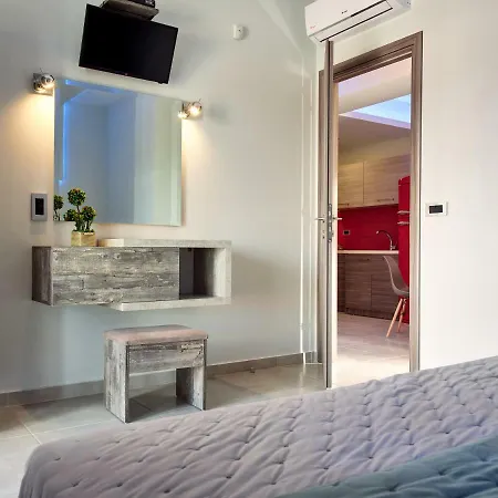 Apartment Savvas Luxury Laganas
