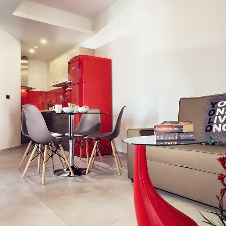 Apartment Savvas Luxury Laganas