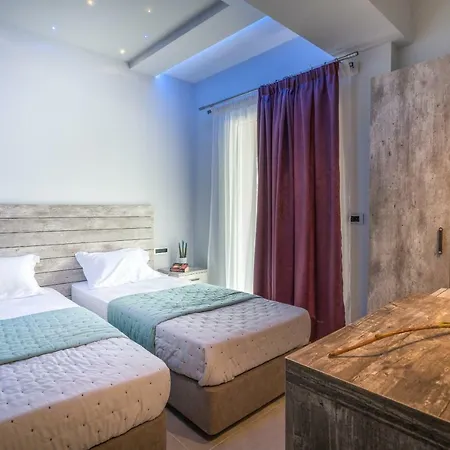 Savvas Luxury * Laganas
