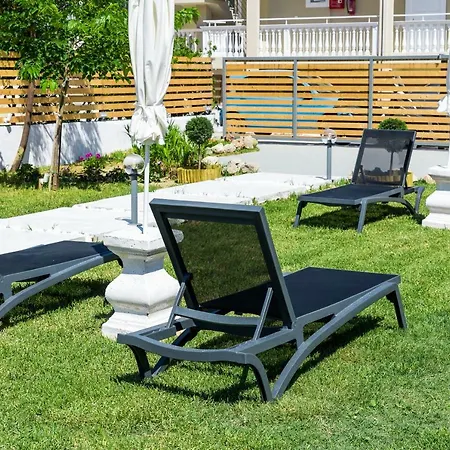 48 By Zante Plaza * Laganas