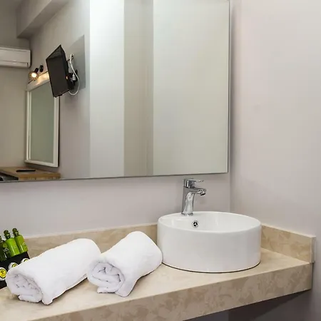 Apartment 48 By Zante Plaza