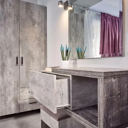Savvas Luxury Apartment *