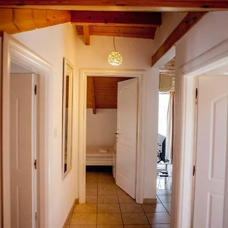 Laganas Apartments *