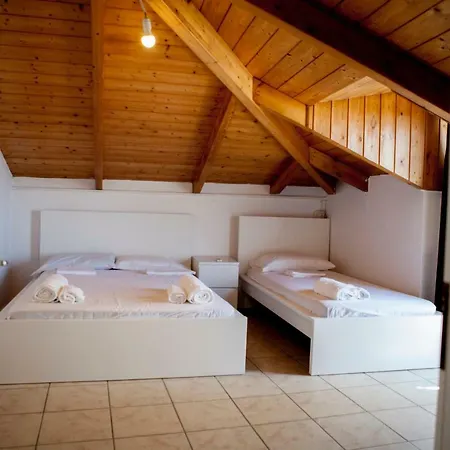 Laganas Apartments