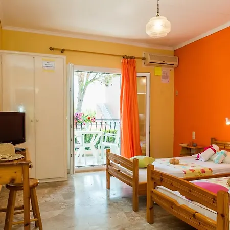 Hotel Roussa's