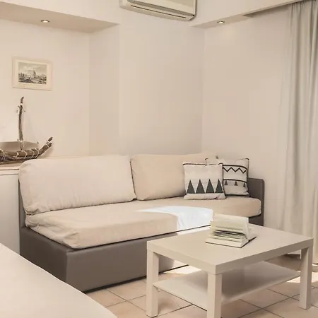 Hotel Pierros *