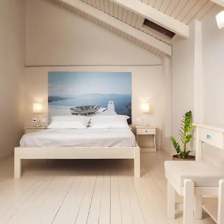 Pierros Hotel *